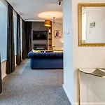 Space Apartment